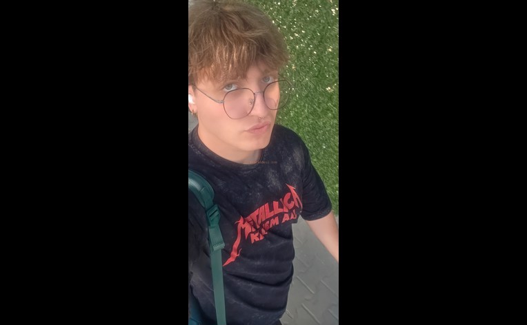Merhaba ev arkadaşı olmak istiyorum Üni ersine öğrencisiyim, Avcılar — fotoğraf 1/1