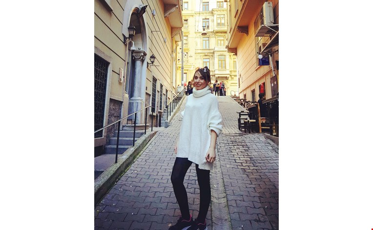 Ev arkadaşı İstanbul