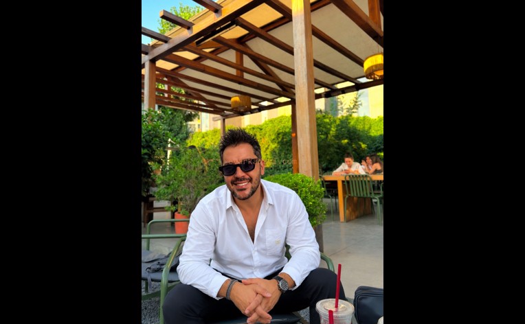 TUGAY01 İzmir kalacak yer arıyor. 15.000 TL kira ödeyebilir, Bayraklı — fotoğraf 1/4
