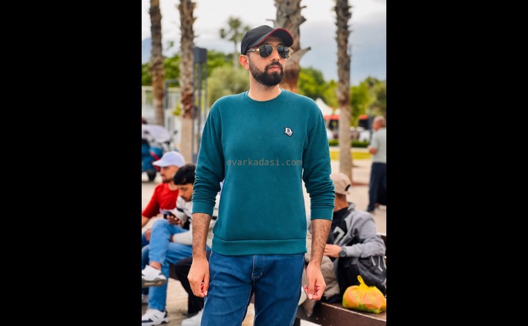 Muhammad Usman İstanbul kalacak yer arıyor. 4.000 TL kira ödeyebilir, Adalar — fotoğraf 1/1