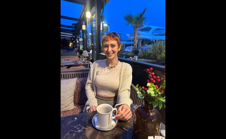 Evinde Kalabileceğim Ev Arkadaşı Arıyorum, Kağıthane — fotoğraf 1/1
