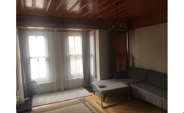 ev arkadaşı İstanbul