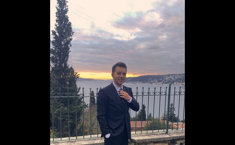 Cenkkavusturan İstanbul kalacak yer arıyor. 25.000 TL kira ödeyebilir, Şişli — fotoğraf 1/1