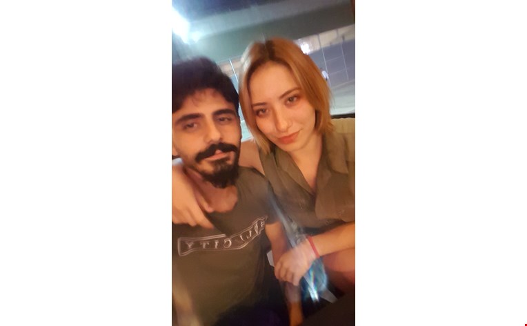 Çift olarak kalacak güvenilir bir ev arıyoruz., Beşiktaş — fotoğraf 1/1