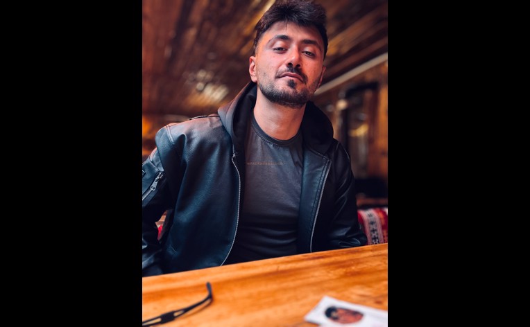 Ahmet karataşoğlu İstanbul kalacak yer arıyor. 15.000 TL kira ödeyebilir, Eyüp — fotoğraf 2/5