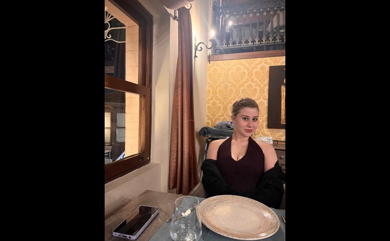 Çiçekkkkkkkkkkk İzmir kalacak yer arıyor. 12.500 TL kira ödeyebilir, Çiğli — fotoğraf 1/2