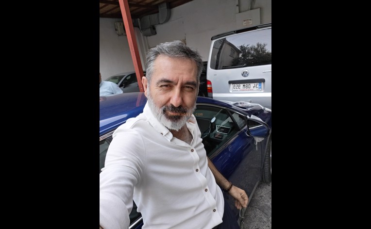 Arizaaa İstanbul kalacak yer arıyor. 30.000 TL kira ödeyebilir, Ataşehir — fotoğraf 1/1