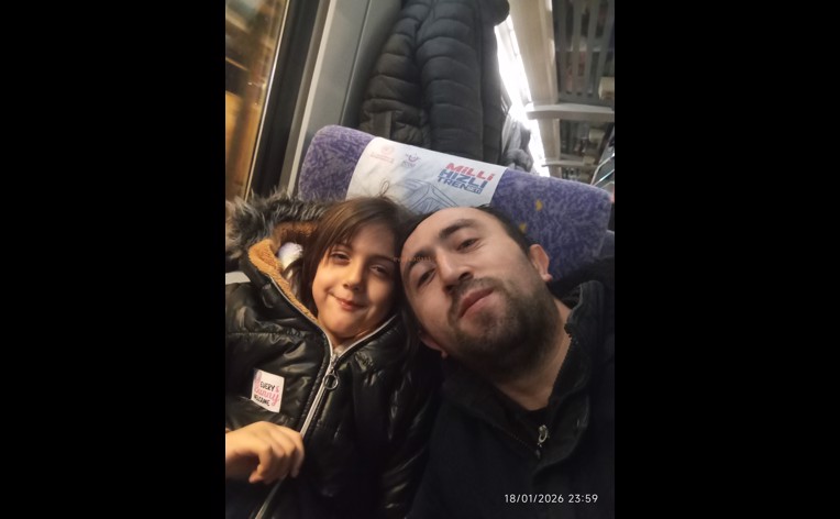 Ahmet Arslan İstanbul kalacak yer arıyor. 10.000 TL kira ödeyebilir, Ataşehir — fotoğraf 1/2