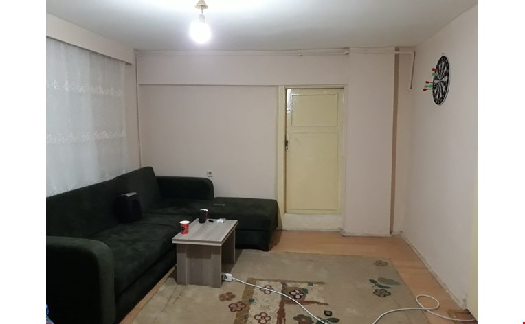 FAZLA KULLANILMAYAN EVE ARKADAŞ ARANIYOR Ankara