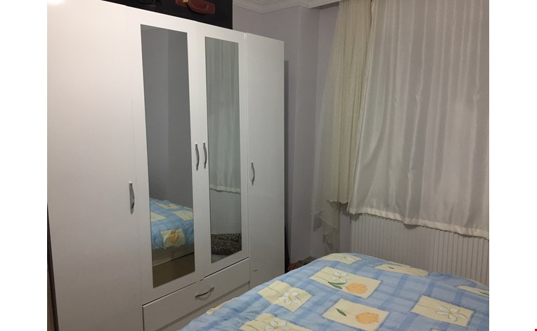 Ev Arkadaşı İstanbul