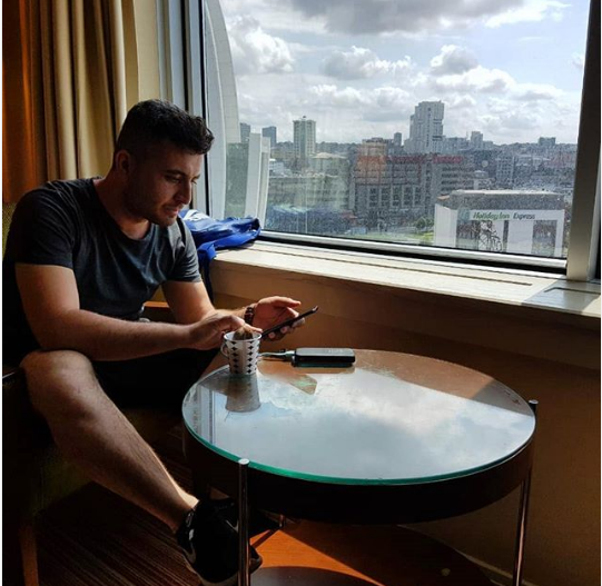 Ev arkadaşı İstanbul
